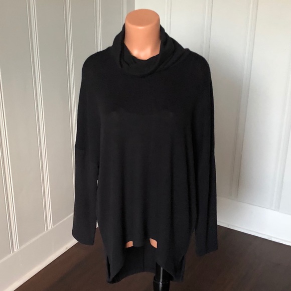 black slouchy turtleneck